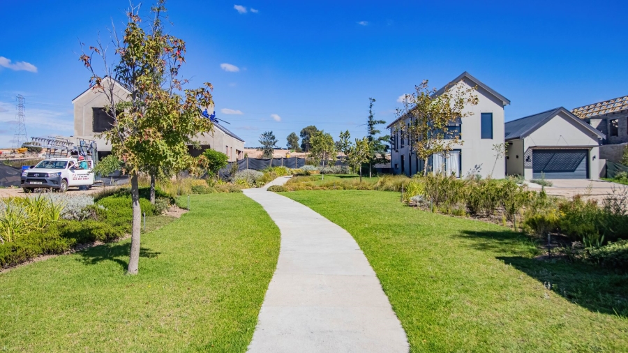 4 Bedroom Property for Sale in Stellenbosch Farms Western Cape